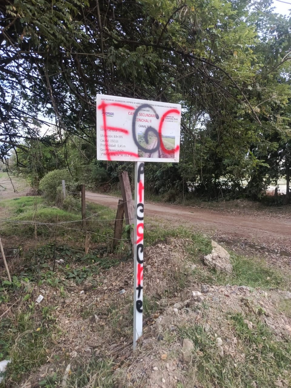 Letreros del supuesto “EGC” en Prado, Tolima: ¿Delincuencia común disfrazada o amenaza real?