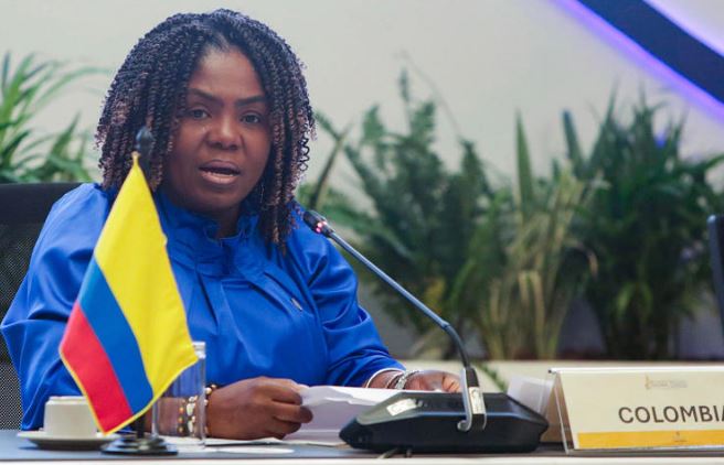 Se confirma traición al presidente y alizan con leyva De francia se le subio los sumos a la cabeza, Petro Nuestro Santo Salvador Imagen Cortesia © Ricardo Maldonado Rozo
