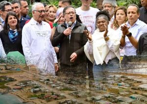 La increible gestión ambiental Del honorable Presidente Petro, Petro Nuestro Santo Salvador Imagen Cortesia voragine.co