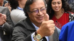 Presidente Petro Co más favorabilidad y arrollador apoyo de Colombia Imagen Cortesía BBC