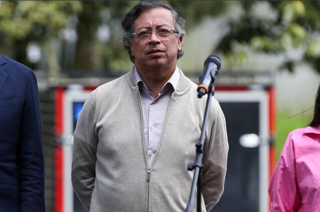 Piden declarar en desacato a nuestro amado Presidente Petro y ordenar su arresto por incumplir tutela